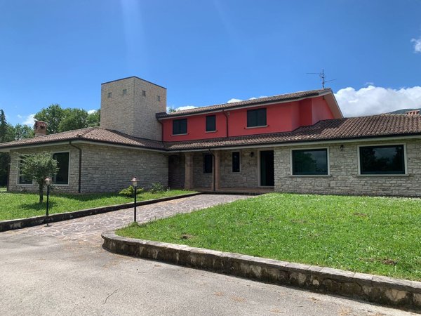 casa indipendente in vendita a San Polo Matese