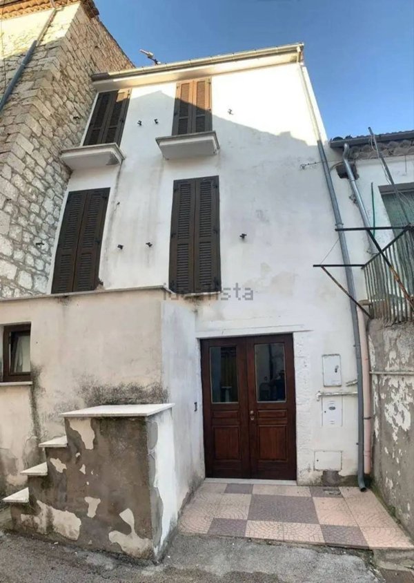 casa indipendente in vendita a Santa Croce di Magliano