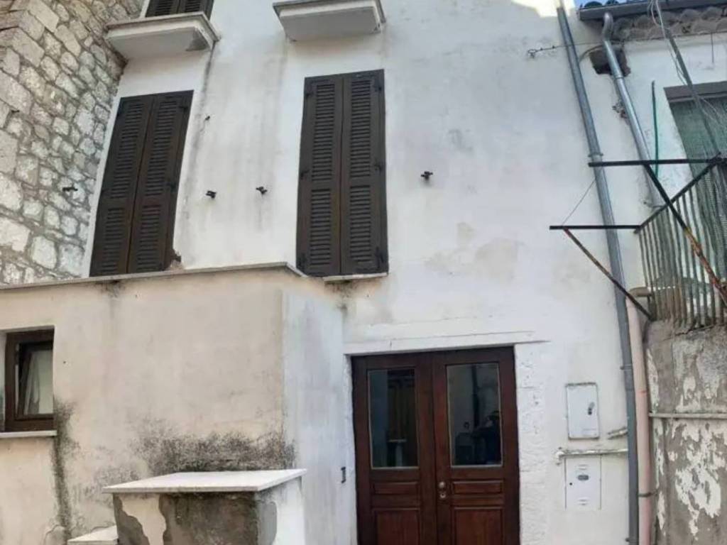 casa indipendente in vendita a Santa Croce di Magliano