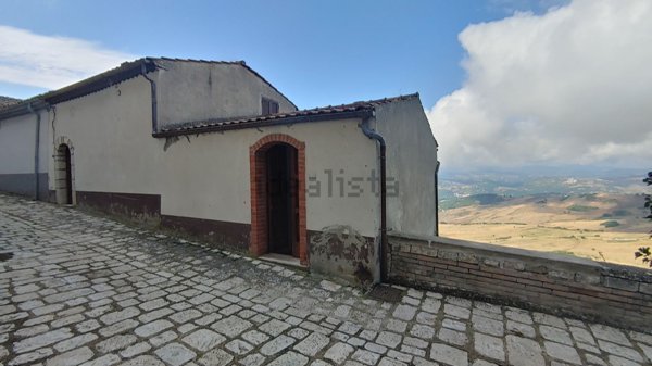 pentavano in vendita a Sant'Angelo Limosano