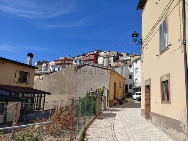 casa indipendente in vendita a Sant'Angelo Limosano