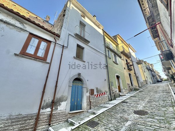 casa indipendente in vendita a Sant'Elia a Pianisi