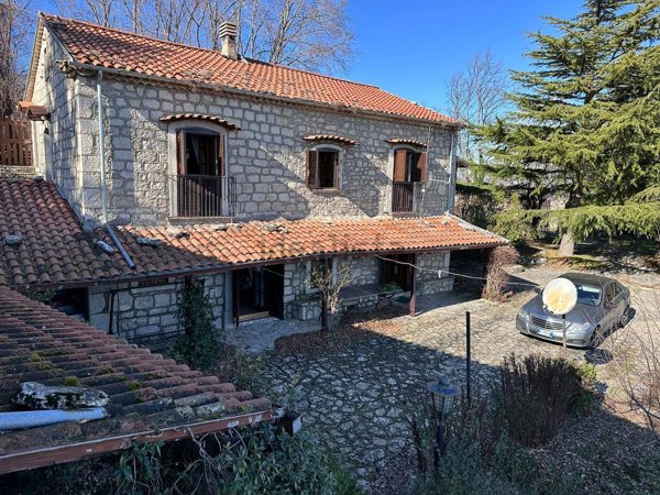 casa indipendente in vendita a Sepino