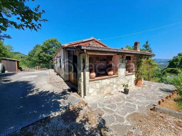 casa indipendente in vendita a Sepino