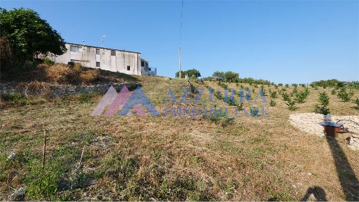 casa indipendente in vendita a Tavenna