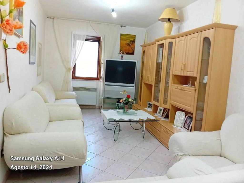 casa indipendente in vendita a Tavenna