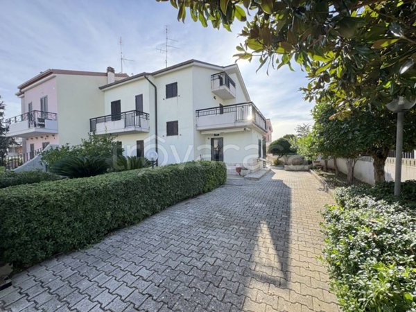 casa indipendente in vendita a Termoli