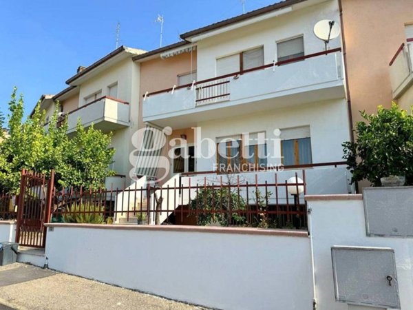 casa indipendente in vendita a Termoli