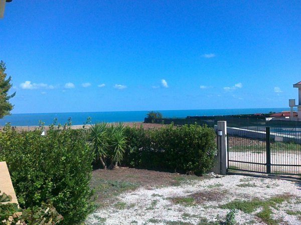 casa indipendente in vendita a Termoli