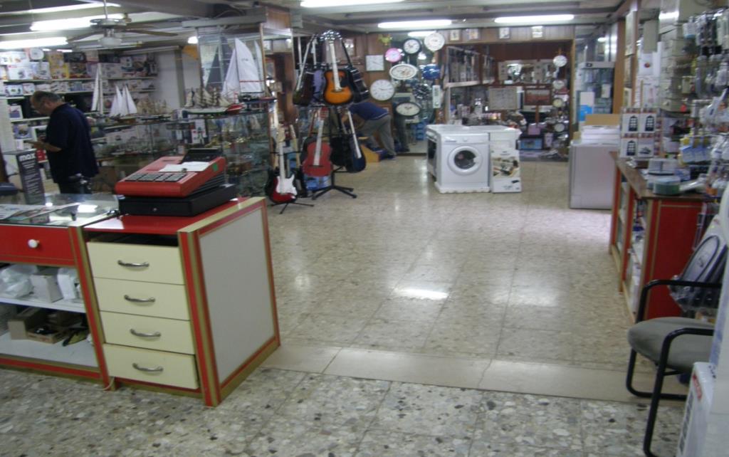 locale commerciale in vendita a Termoli