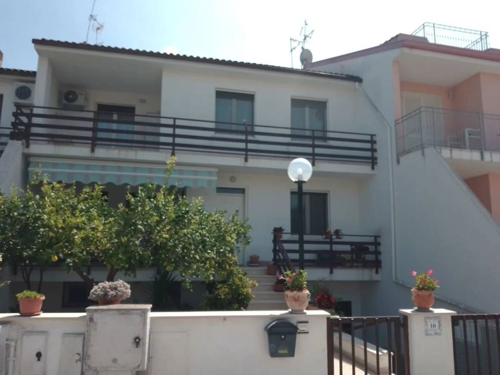 casa indipendente in vendita a Termoli