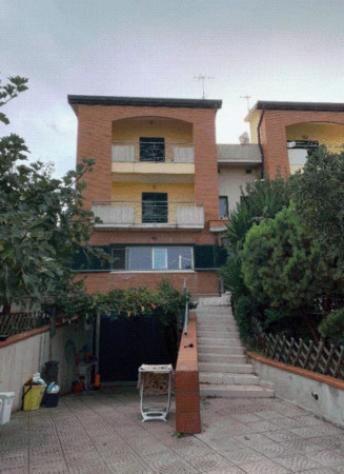 casa indipendente in vendita a Termoli
