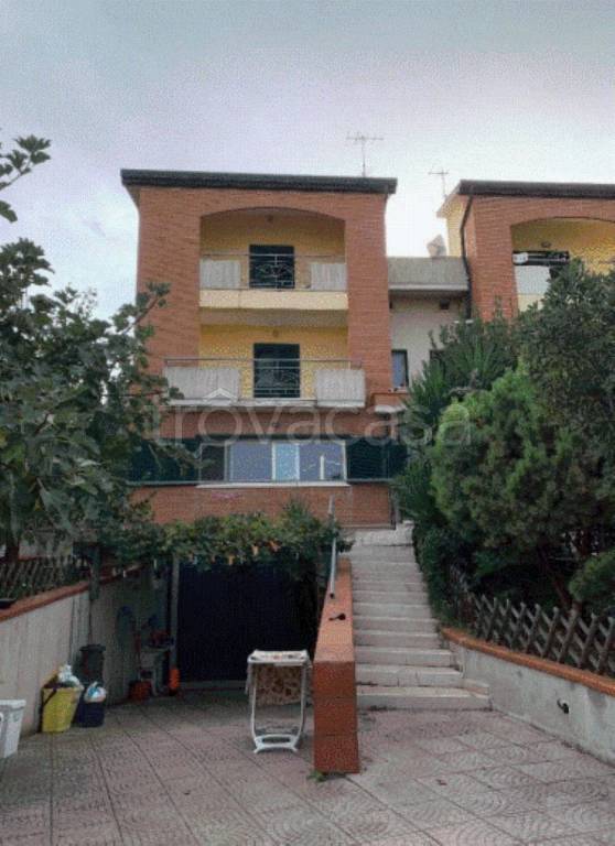 casa indipendente in vendita a Termoli