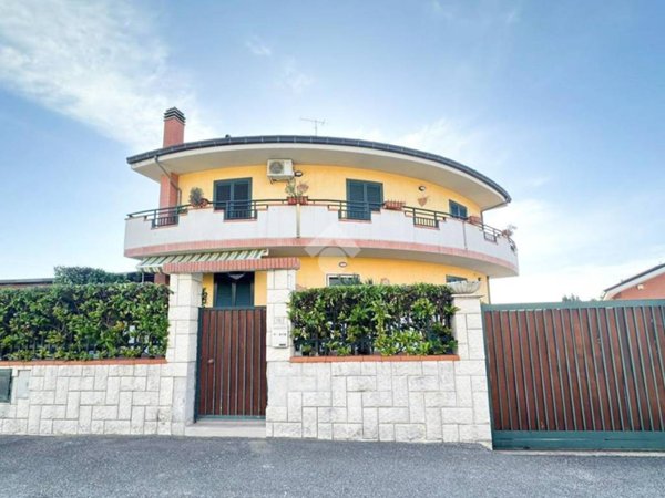 casa indipendente in vendita a Termoli