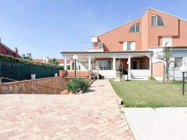 casa indipendente in vendita a Termoli