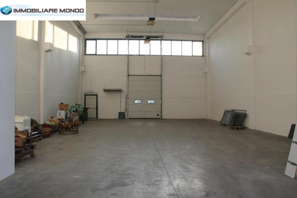 locale di sgombero in vendita a Termoli