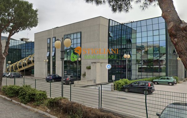 locale commerciale in vendita a Termoli
