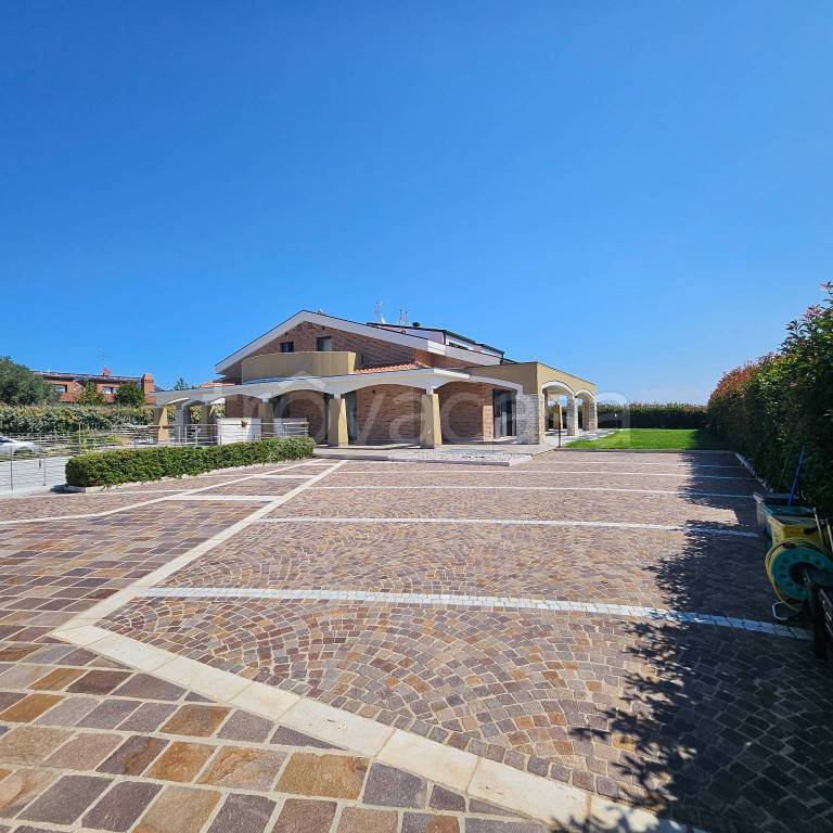 casa indipendente in vendita a Termoli