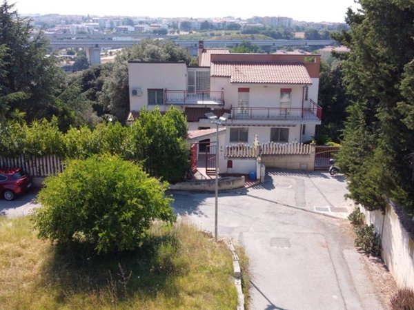 casa indipendente in vendita a Termoli