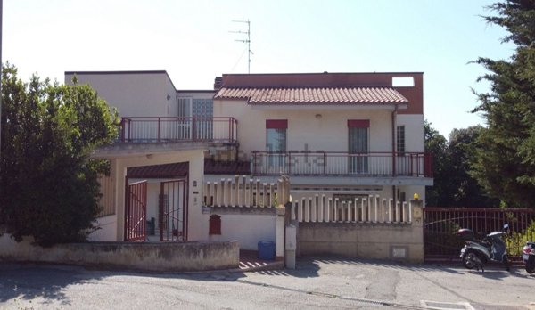 casa indipendente in vendita a Termoli