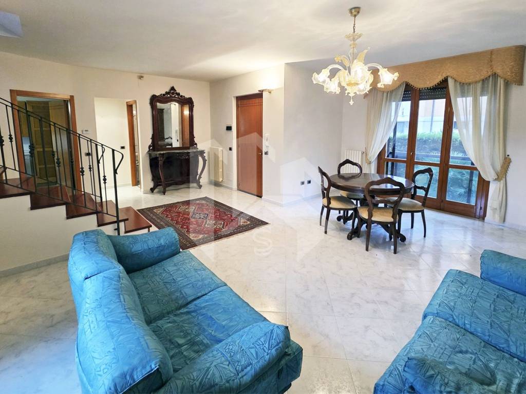 casa indipendente in vendita a Termoli