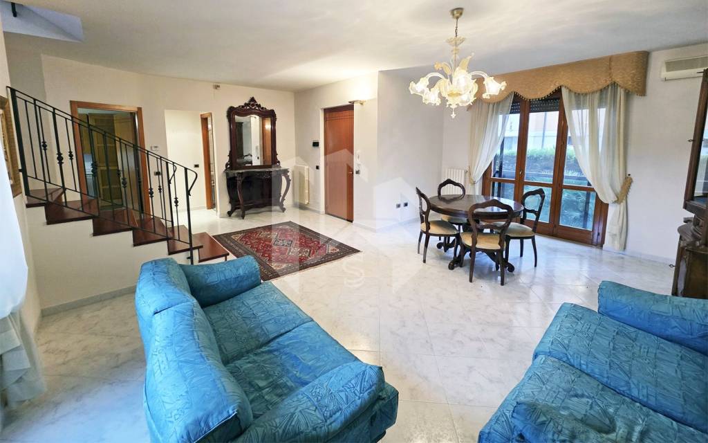 casa indipendente in vendita a Termoli