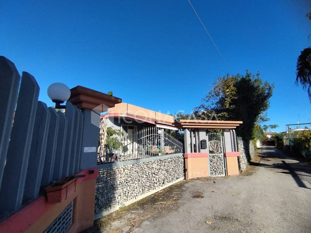 casa indipendente in vendita a Termoli