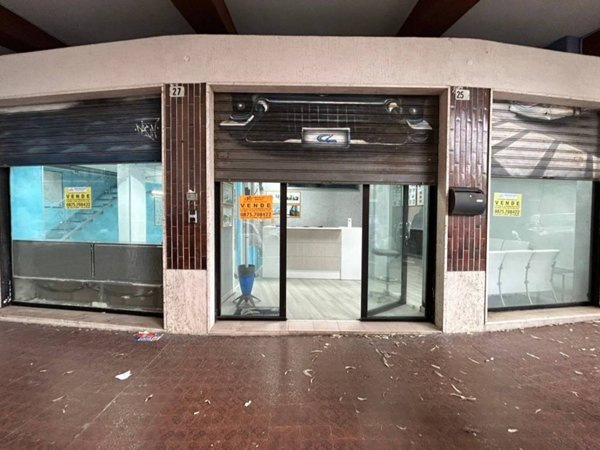 locale commerciale in vendita a Termoli