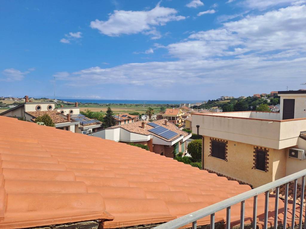 casa indipendente in vendita a Termoli