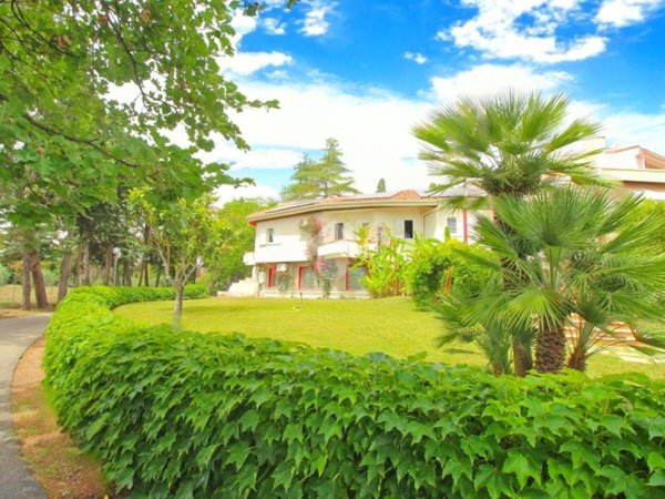 casa indipendente in vendita a Termoli