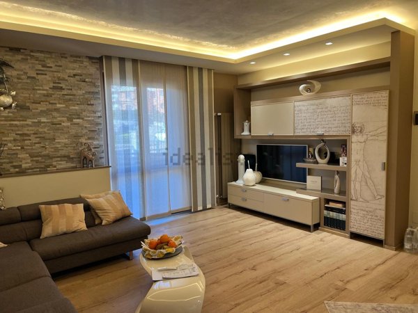 casa indipendente in vendita a Termoli