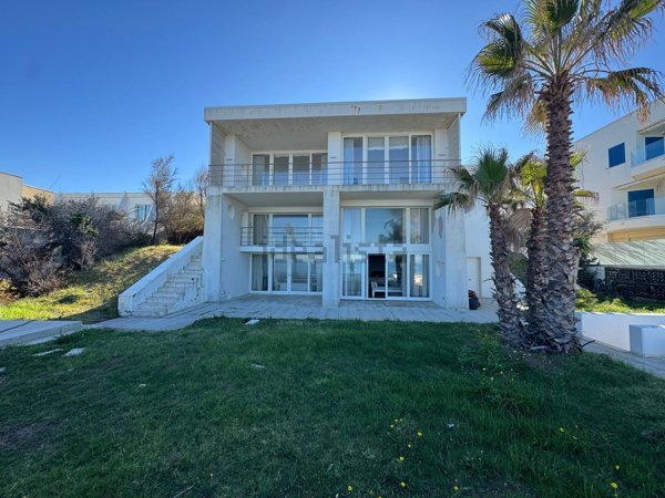 casa indipendente in vendita a Termoli