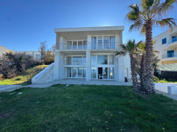 casa indipendente in vendita a Termoli