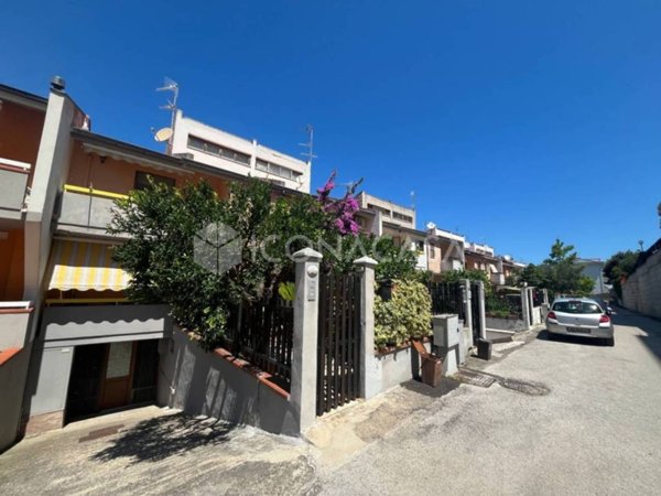 casa indipendente in vendita a Termoli