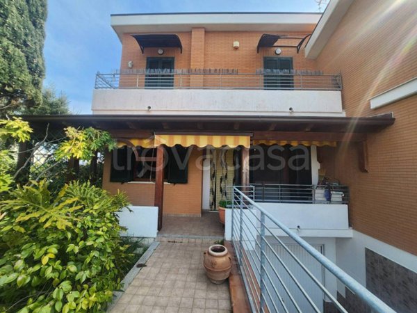 casa indipendente in vendita a Termoli