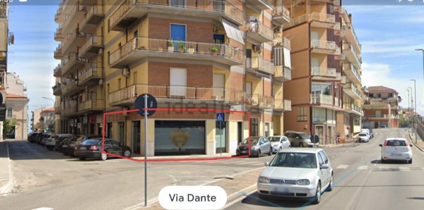locale commerciale in vendita a Termoli