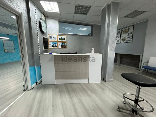 locale commerciale in vendita a Termoli