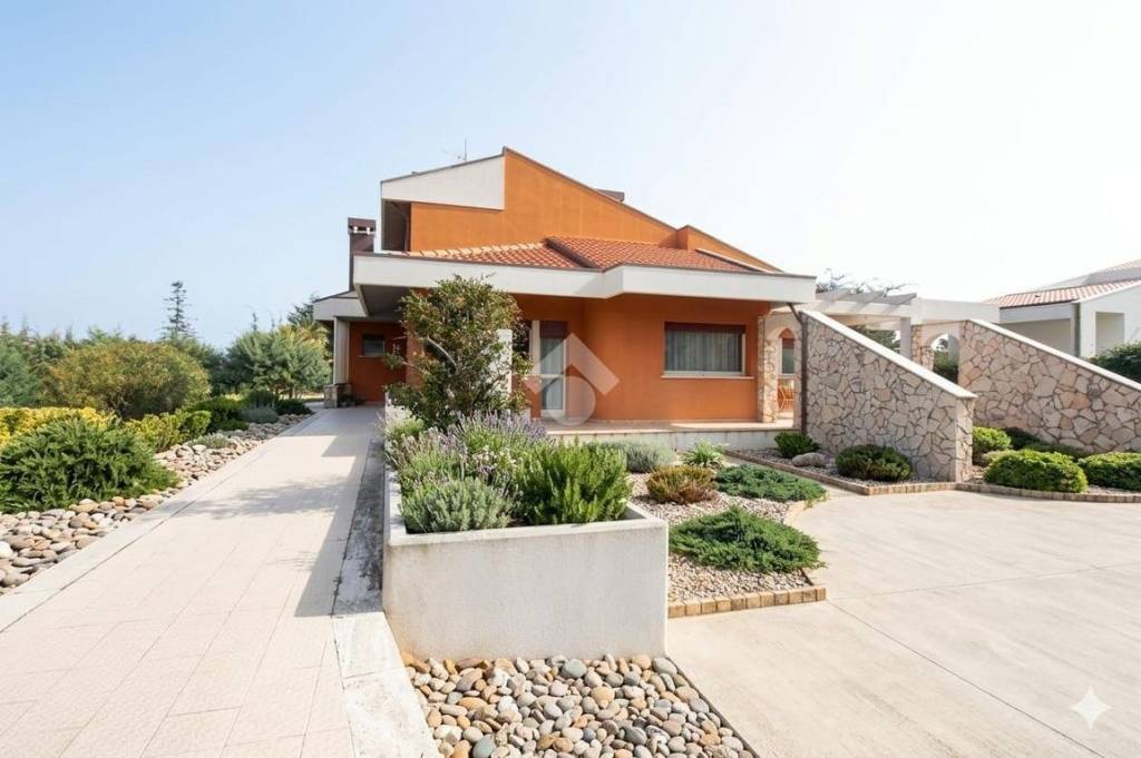 casa indipendente in vendita a Termoli