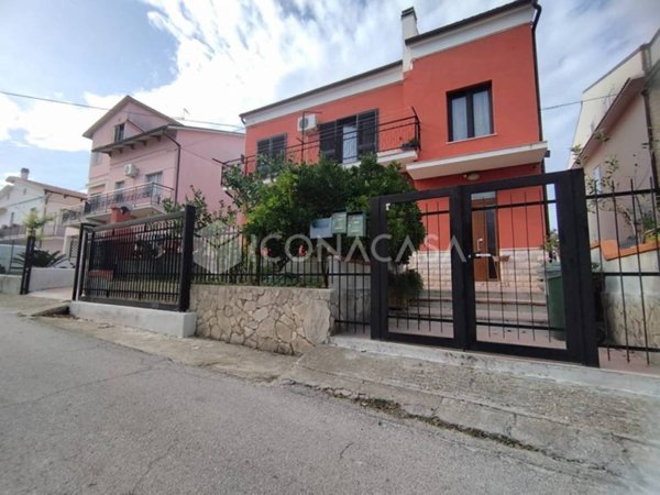 casa indipendente in vendita a Termoli