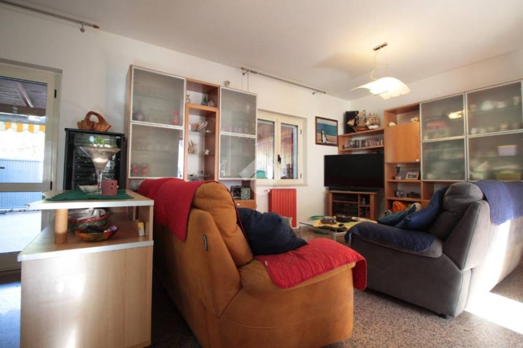 casa indipendente in vendita a Termoli