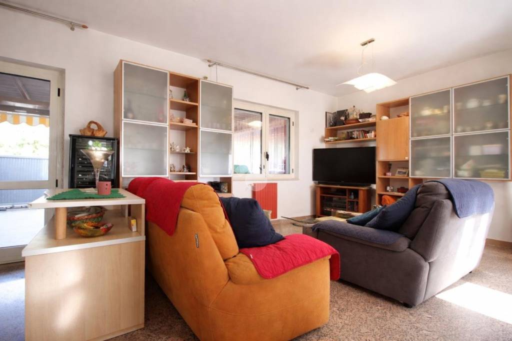 casa indipendente in vendita a Termoli