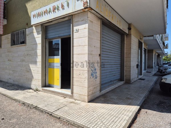 locale commerciale in vendita a Termoli