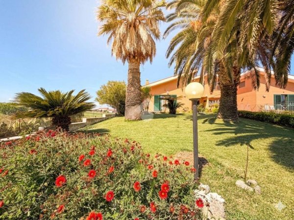 casa indipendente in vendita a Termoli
