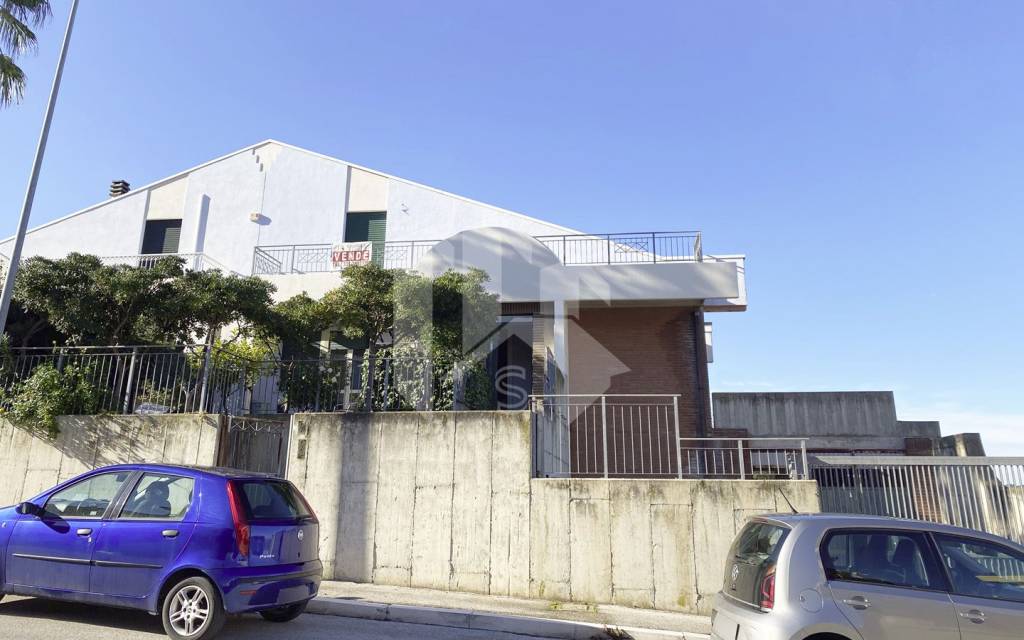 casa indipendente in vendita a Termoli