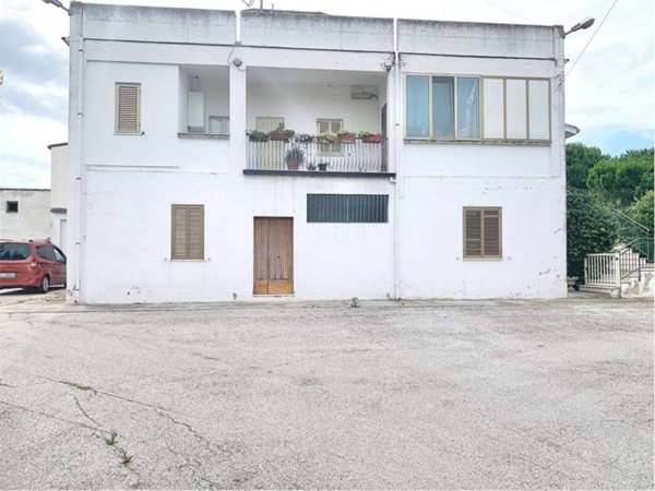casa indipendente in vendita a Termoli