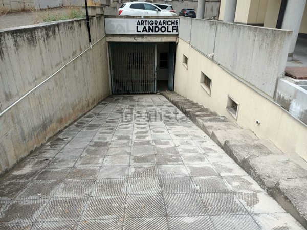 locale commerciale in vendita a Termoli