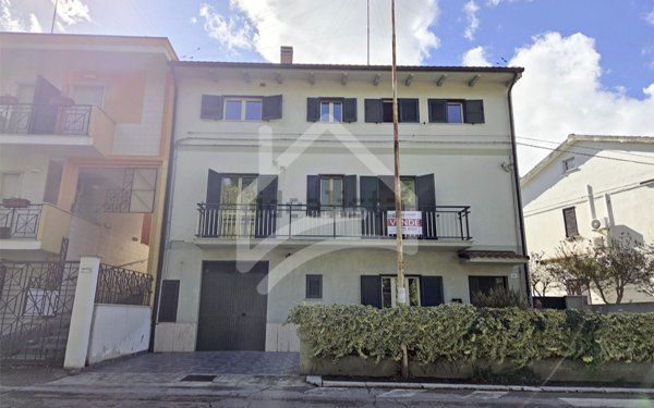 casa indipendente in vendita a Termoli