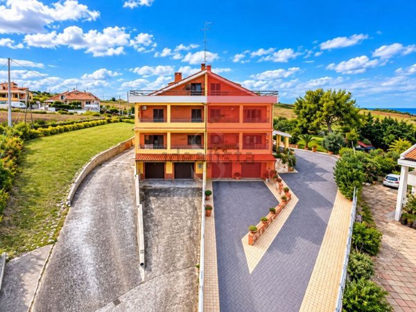 casa indipendente in vendita a Termoli