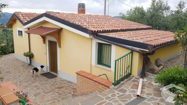 casale in vendita a Toro