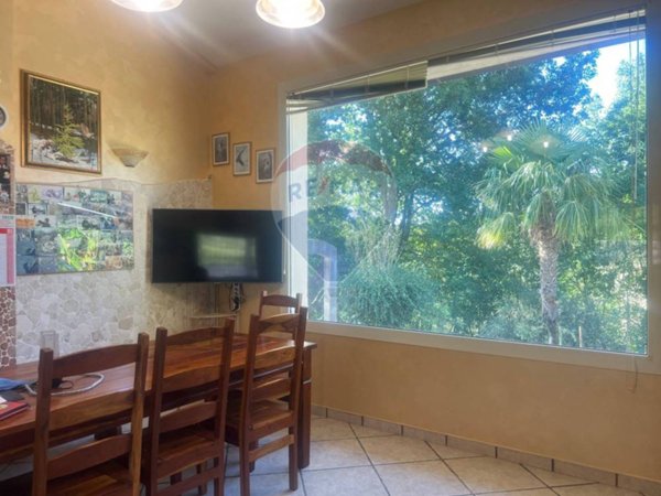 casa indipendente in vendita a Toro